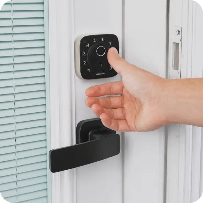 
ULTRALOQ smart lock unlocked with fingerprint recognition

