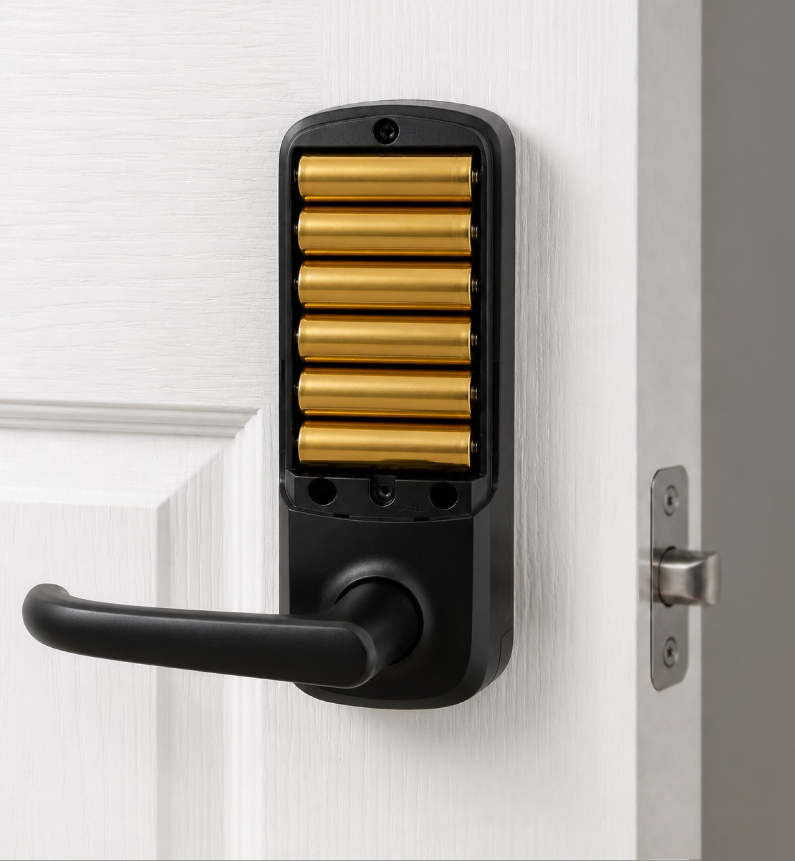 Latch 5 Pro powered by six replaceable AA batteries