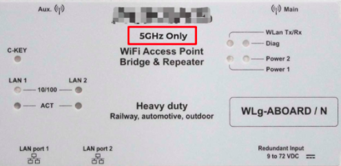 My WiFi uses 2.4 GHz and 5 GHz. How can I set up a smart plug that